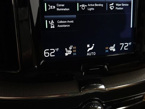Used 2018 Volvo XC60 T6 Inscription w/ Luxury Seat Package AWD/4WD image 35