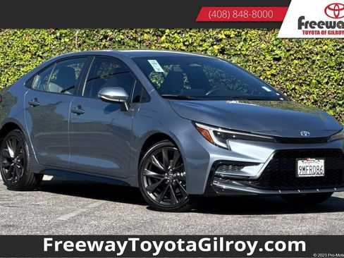 Used 2024 Toyota Corolla SE FWD image 1