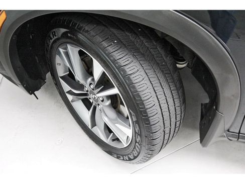 Used 2024 INFINITI QX60 Luxe w/ Performance Audio Package FWD image 7