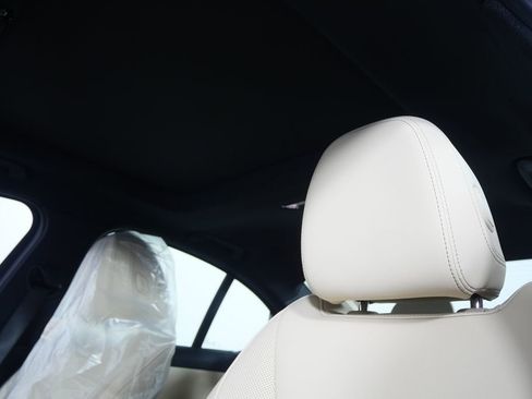 New 2026 BMW 330i Sedan image 12