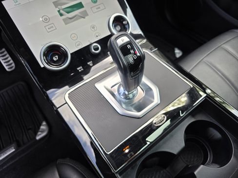 Used 2020 Land Rover Range Rover Evoque R-Dynamic S AWD/4WD image 22