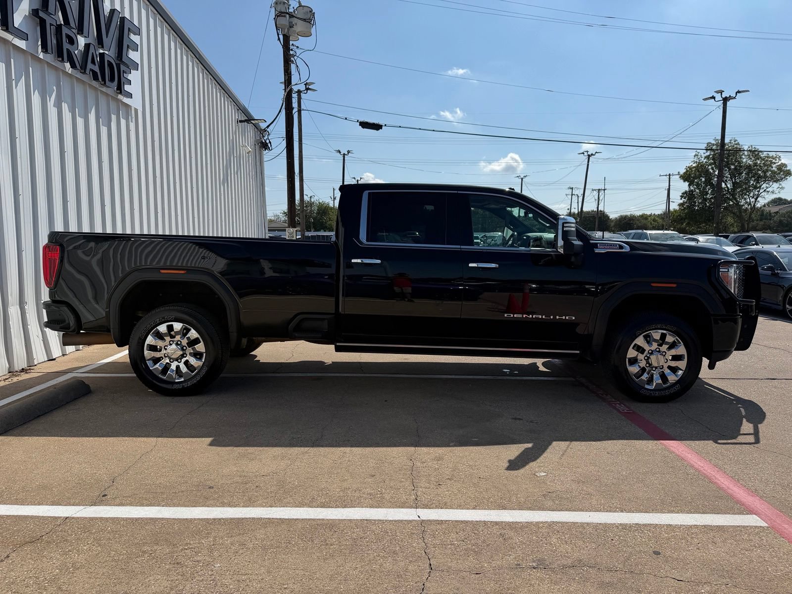 Used 2021 GMC Sierra 2500 Denali w/ Denali Ultimate Package AWD/4WD image 8