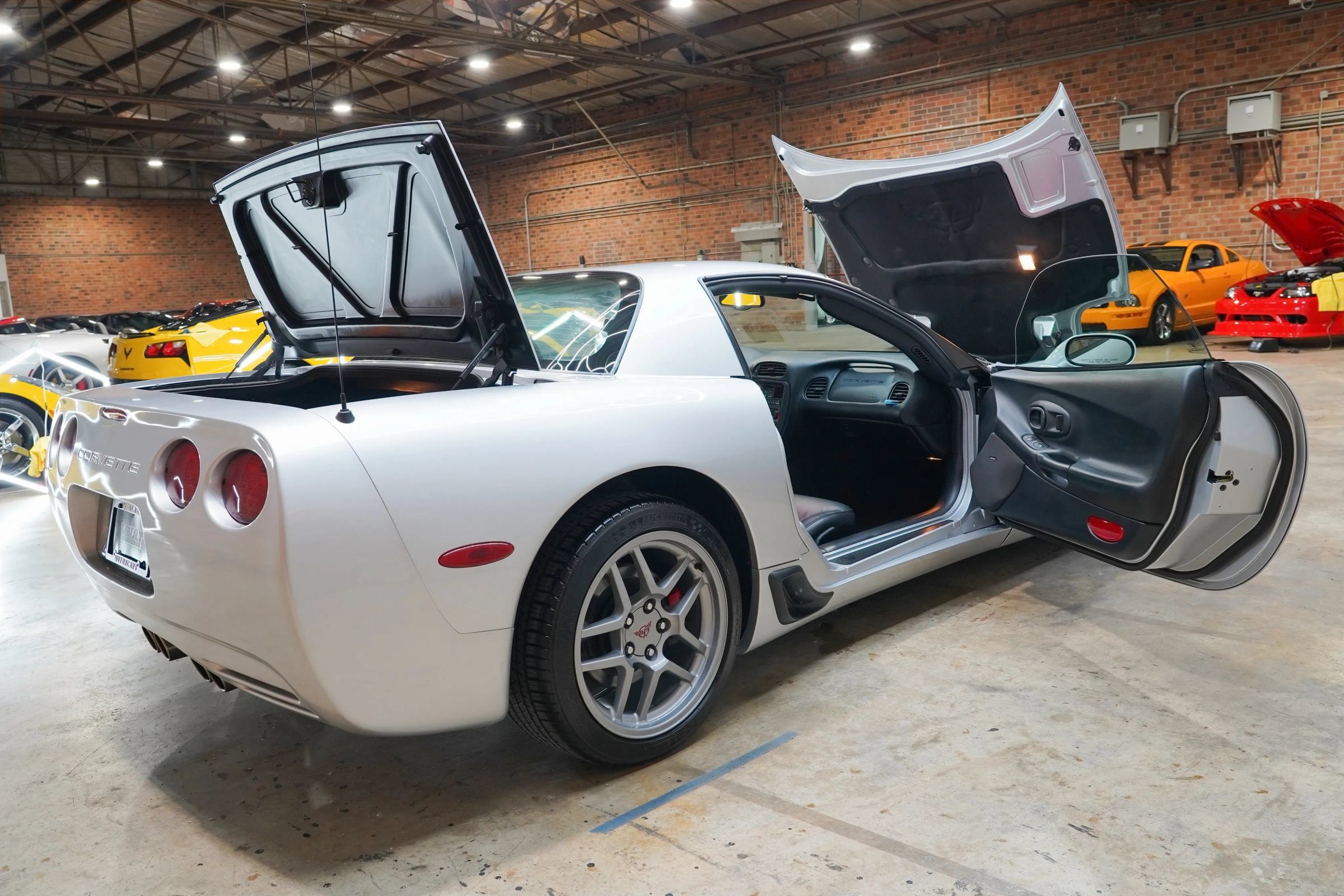 Used 2003 Chevrolet Corvette Z06 w/ Memory Package, 3 Drivers RWD image 28