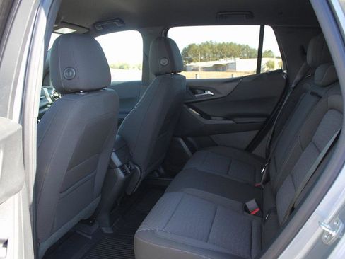 New 2026 Chevrolet Equinox LT w/ LPO, Floor Liner Package image 6