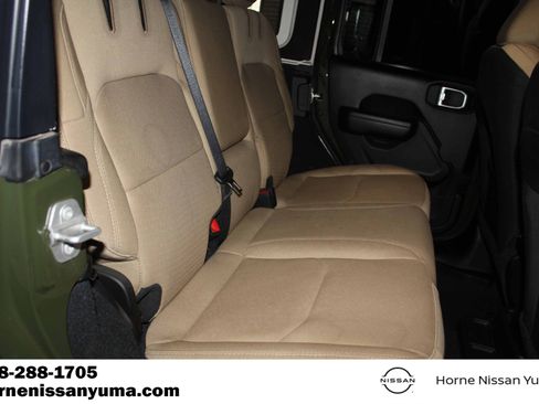Used 2023 Jeep Wrangler Unlimited w/ Cold Weather Group AWD/4WD image 7