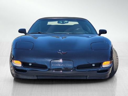 Used 2002 Chevrolet Corvette Convertible w/ Preferred Equipment Group2 RWD image 2