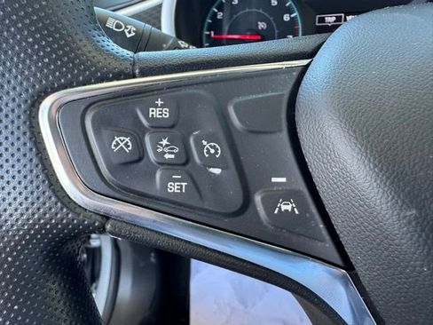 Used 2023 Chevrolet Malibu LT FWD image 14