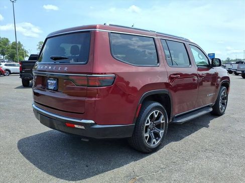 Used 2022 Jeep Wagoneer Series I w/ Convenience Group I AWD/4WD image 3