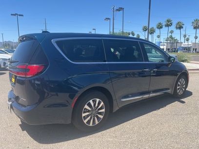 Used 2023 Chrysler Pacifica Limited