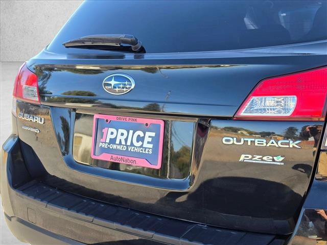 Used 2013 Subaru Outback 2.5i Limited AWD/4WD image 14