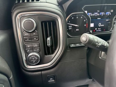 Certified 2019 GMC Sierra 1500 Denali w/ Denali Ultimate Package AWD/4WD image 23