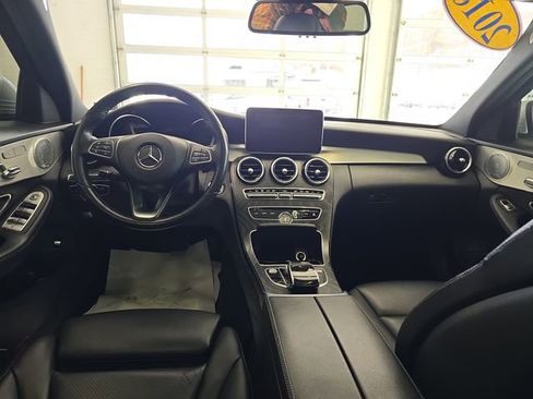 Used 2018 Mercedes-Benz C 300 4MATIC Sedan image 11
