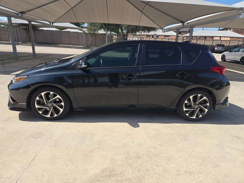 Used 2017 Toyota Corolla iM FWD image 6