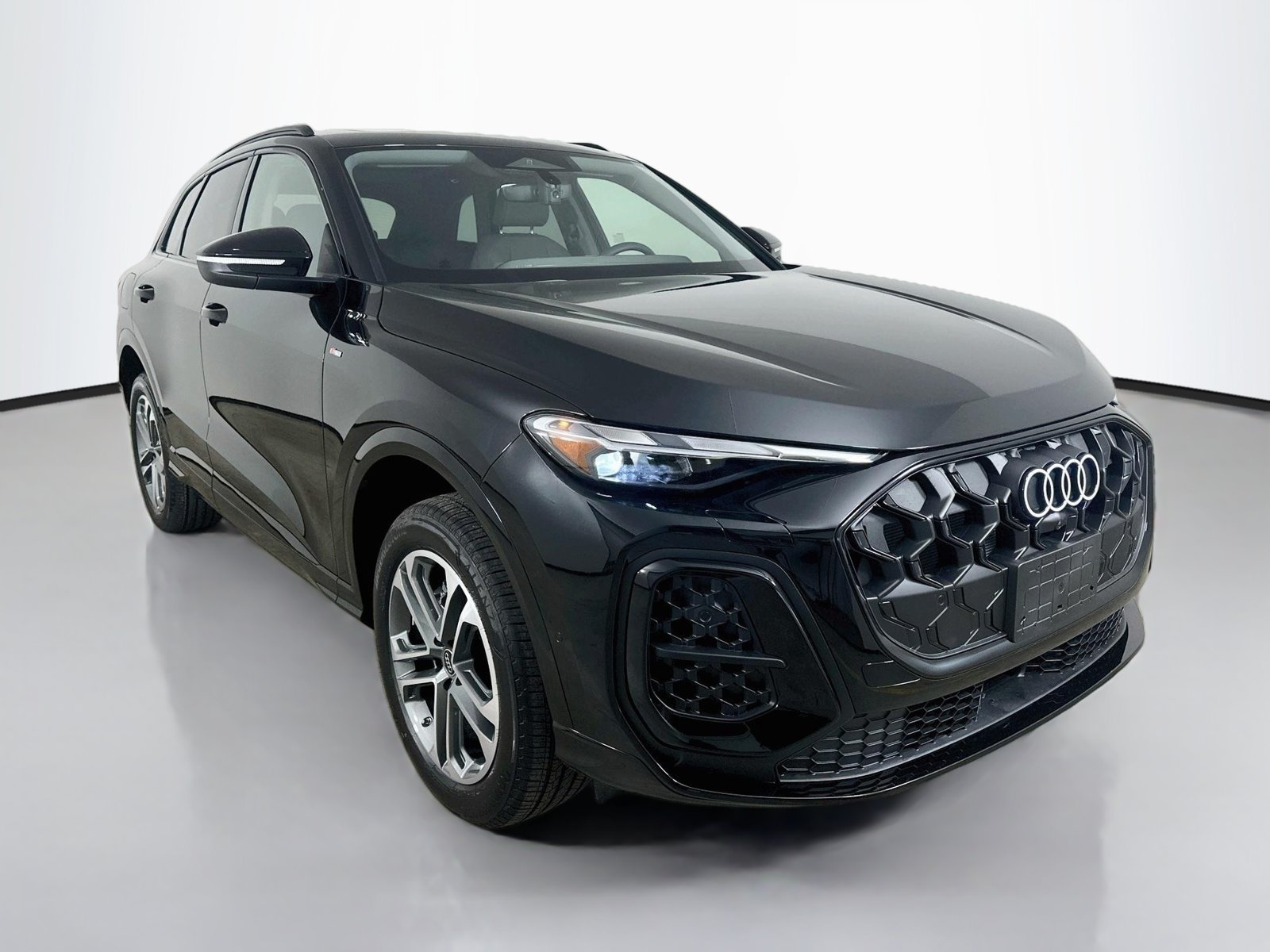 New 2026 Audi Q5 2.0T AWD/4WD image 3