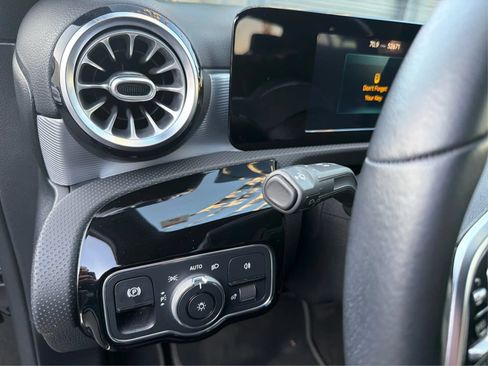 Used 2021 Mercedes-Benz A 220 image 18