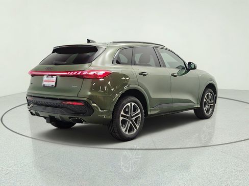 New 2026 Audi Q5 2.0T AWD/4WD image 5
