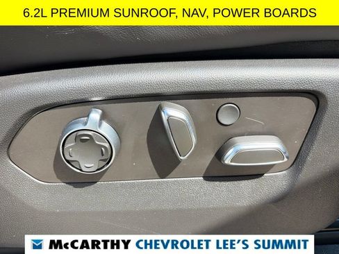 Used 2022 Cadillac Escalade ESV Premium Luxury Platinum AWD/4WD image 33