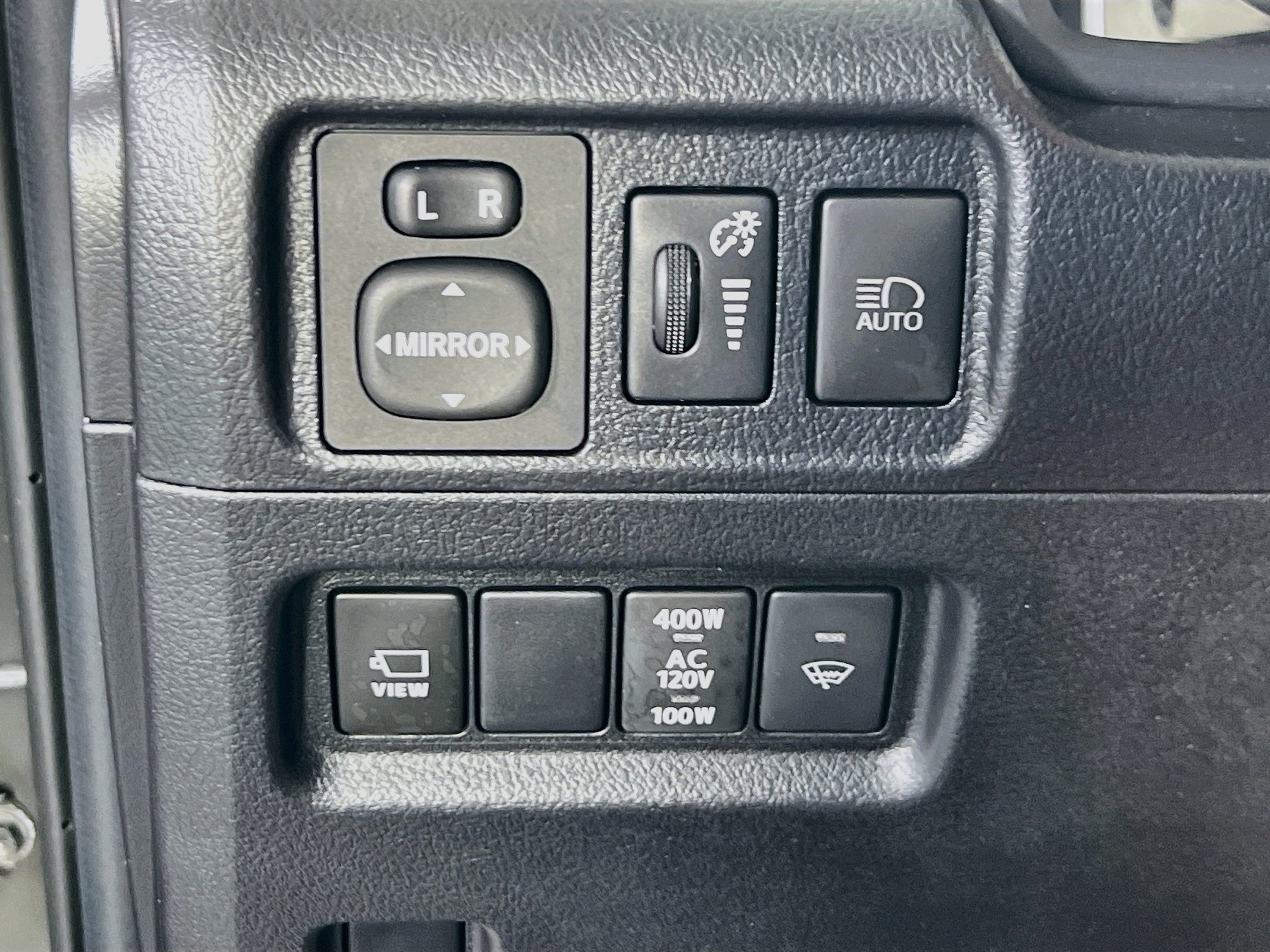 Used 2024 Toyota 4Runner Limited AWD/4WD image 10