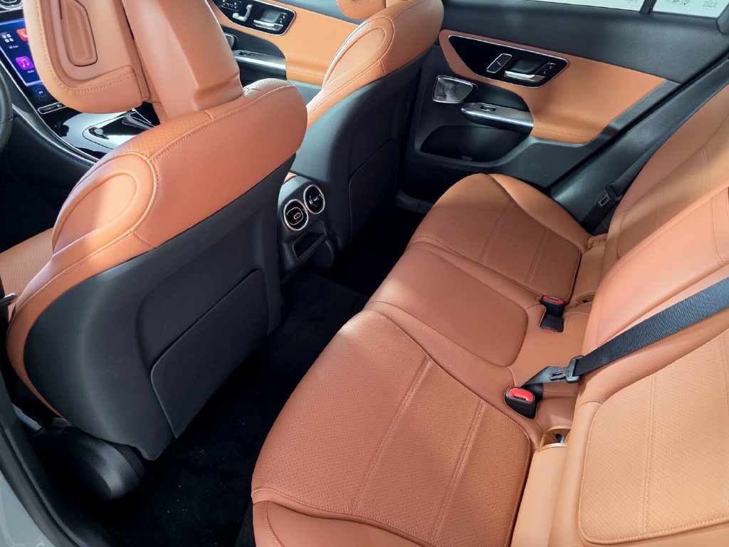 Certified 2026 Mercedes-Benz GLC 300 image 15