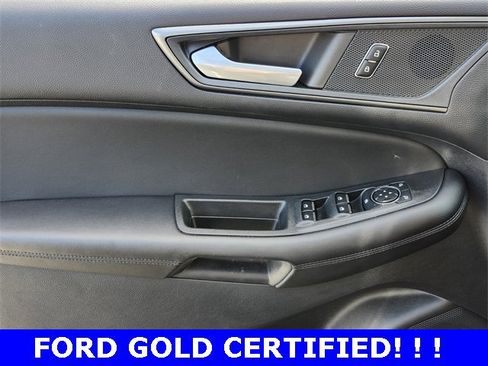 Used 2024 Ford Edge SE w/ Black Appearance Package image 28