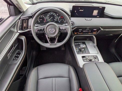 Used 2025 MAZDA CX-90 3.3 Turbo w/ Preferred Package image 18