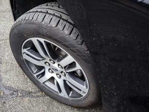 Used 2024 Ford Expedition Limited image 47