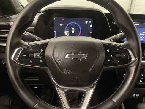 Used 2024 Chevrolet TrailBlazer ACTIV w/ Driver Confidence Package FWD image 5