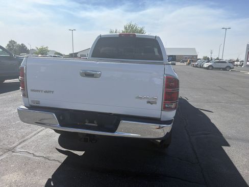 Used 2006 Dodge Ram 2500 Truck Laramie AWD/4WD image 6