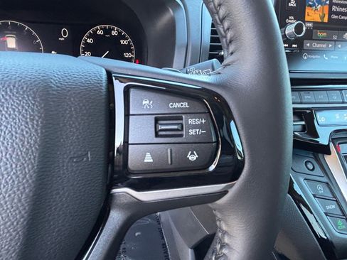 Certified 2025 Honda Odyssey Touring image 26
