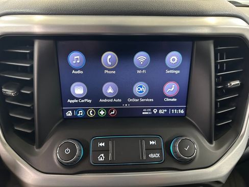 Used 2023 GMC Acadia SLE w/ Driver Convenience Package image 11