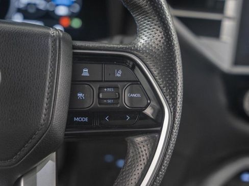 Used 2023 Toyota Tundra Platinum image 35