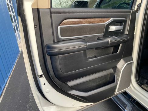 Used 2020 RAM 2500 Laramie AWD/4WD image 43