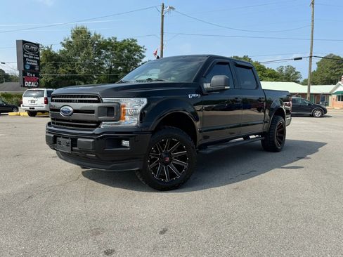Used 2018 Ford F150 XLT w/ Equipment Group 302A Luxury RWD image 2