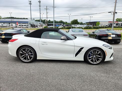 Used 2023 BMW Z4 M40i w/ Premium Package RWD image 6