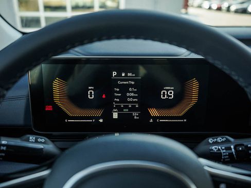 New 2026 Kia Carnival EX image 24