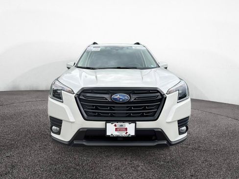 Used 2023 Subaru Forester Premium AWD/4WD image 2
