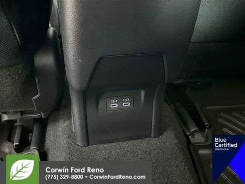 Used 2025 Toyota Prius LE image 25