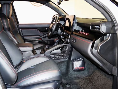 Used 2024 Toyota Tacoma TRD Pro AWD/4WD image 65