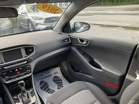 Used 2019 Hyundai Ioniq Blue FWD image 18