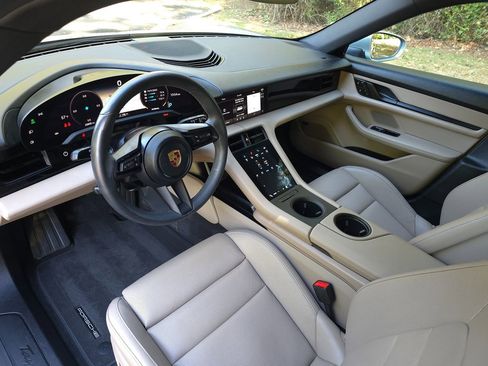 Used 2023 Porsche Taycan 4 Cross Turismo w/ Premium Package image 3