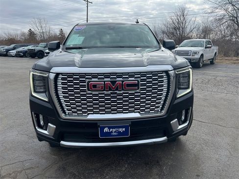 Used 2022 GMC Yukon Denali w/ Denali Premium Package image 42