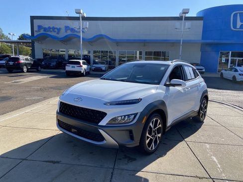Used 2023 Hyundai Kona Limited image 4