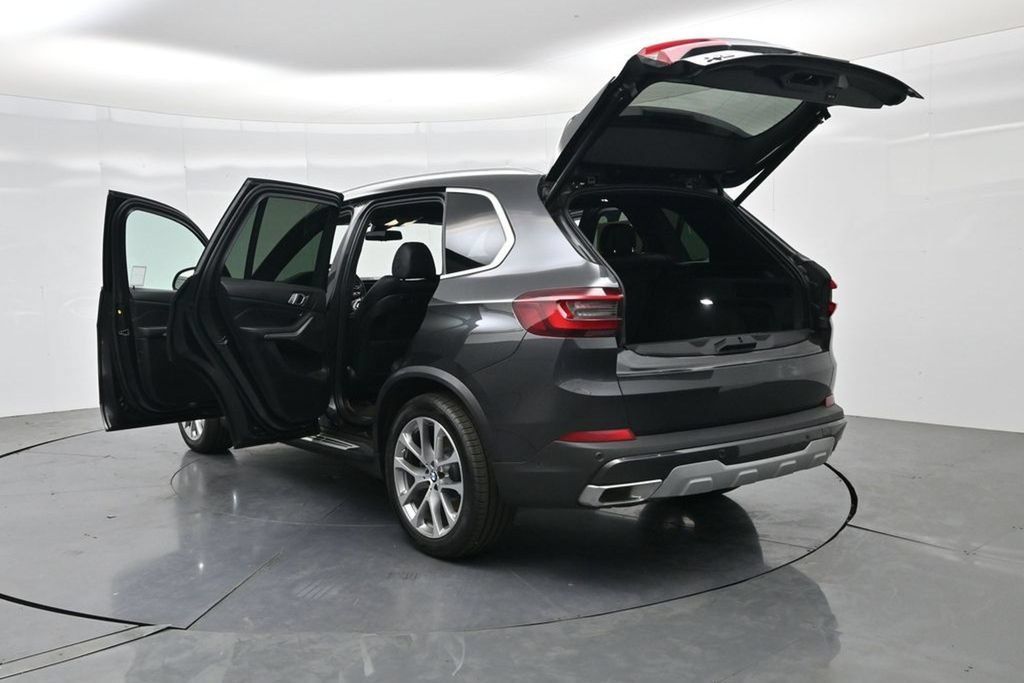 Used 2023 BMW X5 xDrive40i AWD/4WD image 40