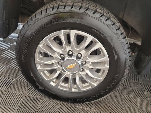 Used 2023 Chevrolet Silverado 2500 High Country AWD/4WD image 19