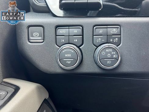 Certified 2026 Chevrolet Silverado 2500 ZR2 AWD/4WD image 12