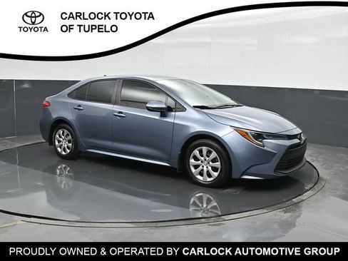 Used 2026 Toyota Corolla LE FWD image 6