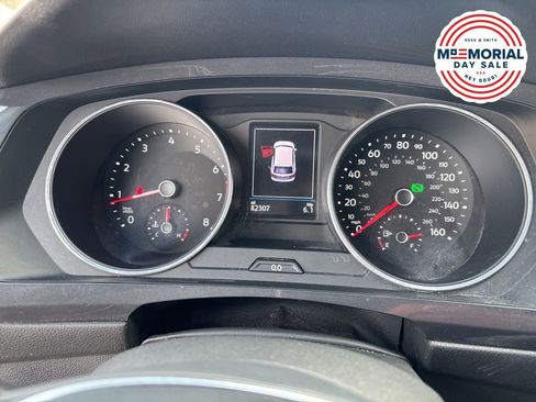 Used 2020 Volkswagen Tiguan SE AWD/4WD image 8