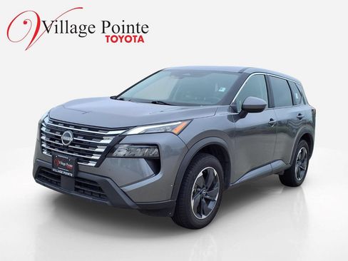 Used 2024 Nissan Rogue SV AWD/4WD image 1
