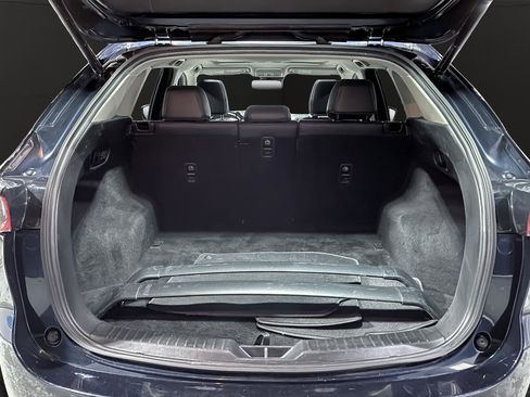 Used 2018 MAZDA CX-5 Touring w/ Preferred Equipment Package image 21