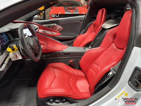 Used 2024 Chevrolet Corvette Stingray Coupe w/ Z51 Performance Package image 11